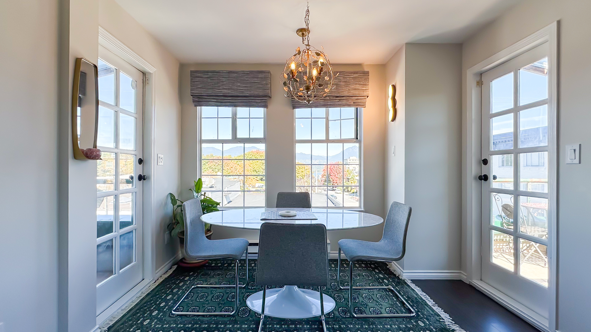 Welcome to PH2 2091 Vine Street, Vancouver, BC